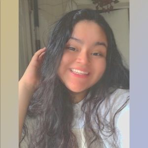 Meet your Posher, Nayomi